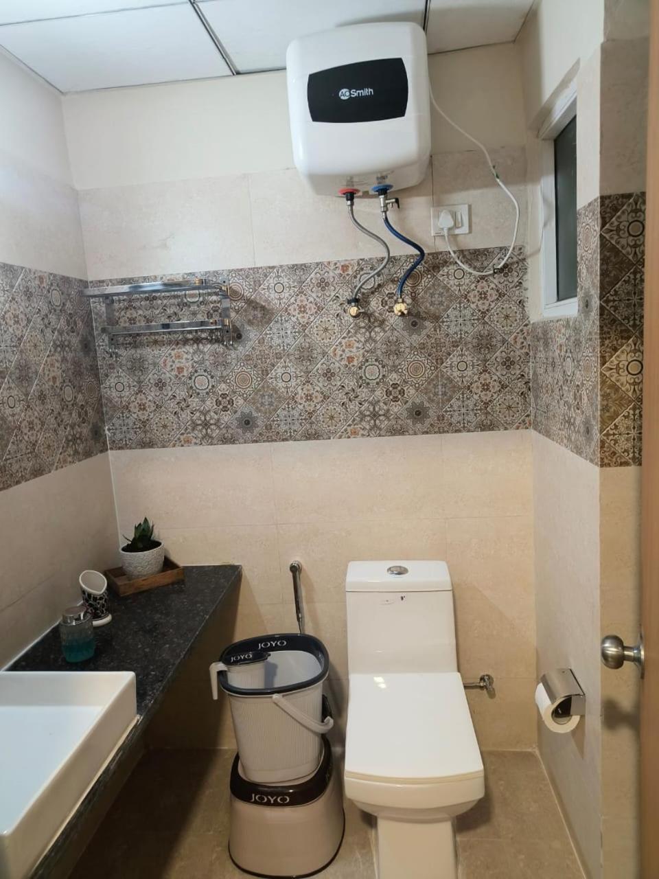 Risal Home Stays Велика Нойда Екстер'єр фото