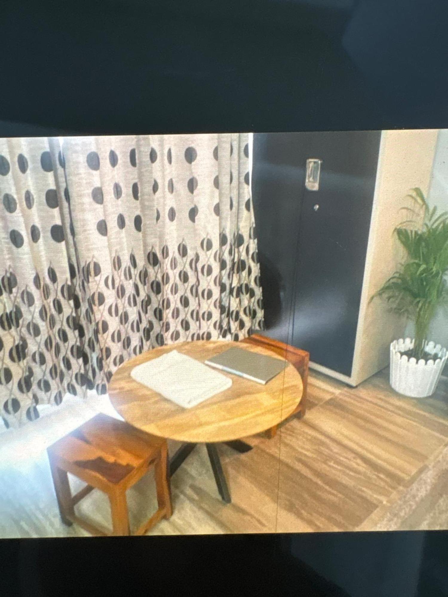 Risal Home Stays Велика Нойда Екстер'єр фото